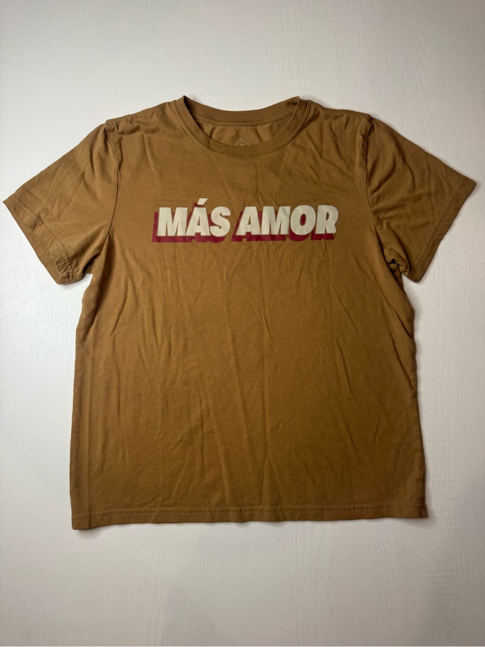 Well Worn Los Angeles "Más Amor" Graphic Tee - Size M